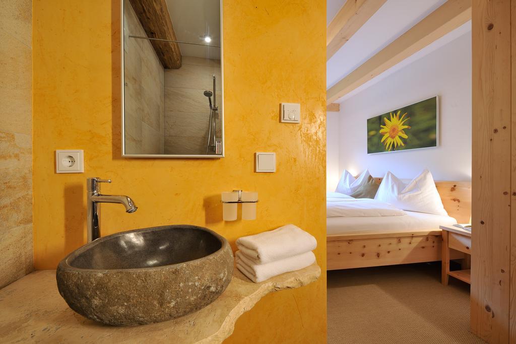 Ur-Natur Appartements Maria Alm am Steinernen Meer Exterior foto
